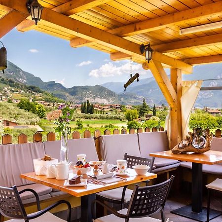 Agritur Eden Marone Villa Riva del Garda Exterior foto
