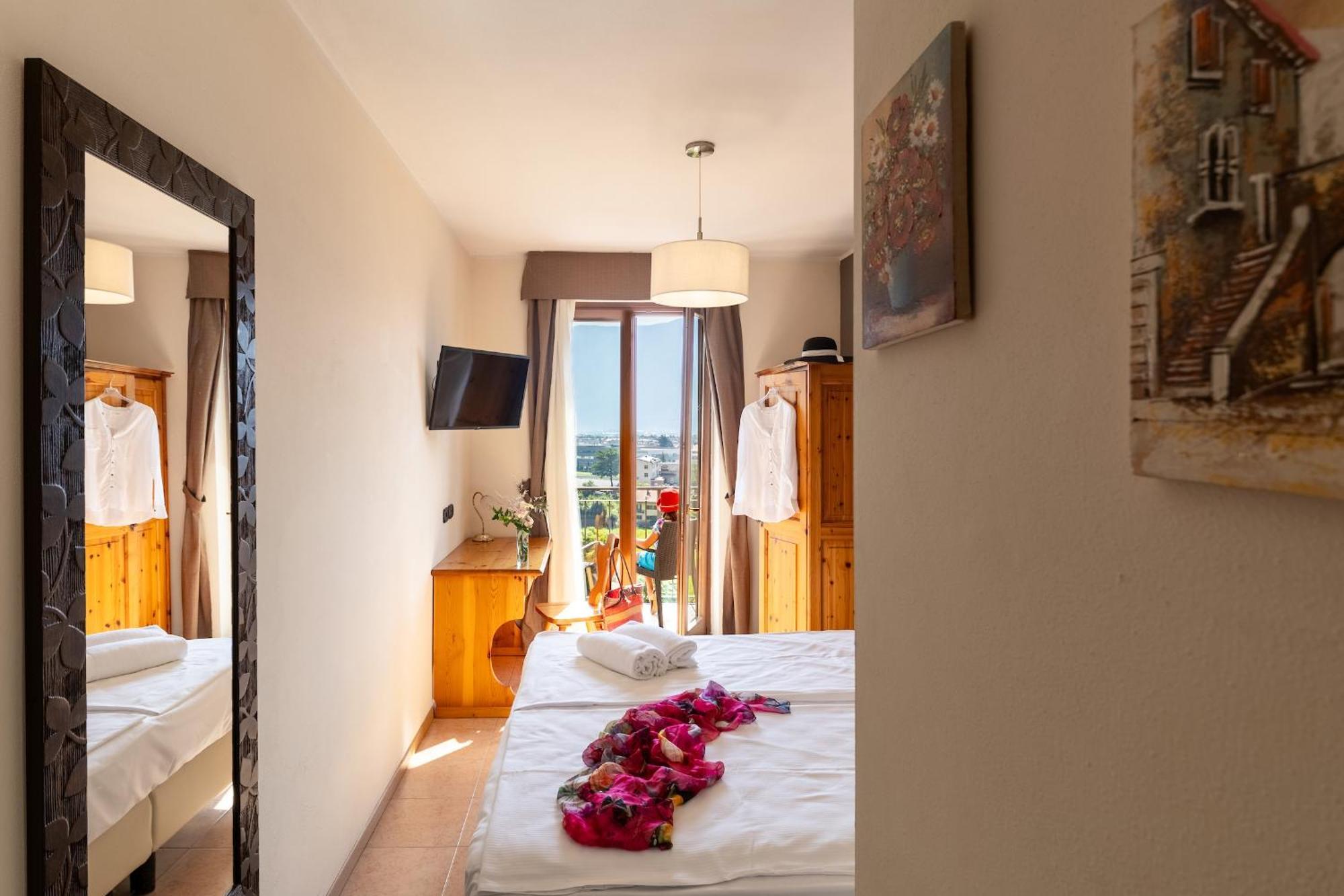 Agritur Eden Marone Villa Riva del Garda Exterior foto