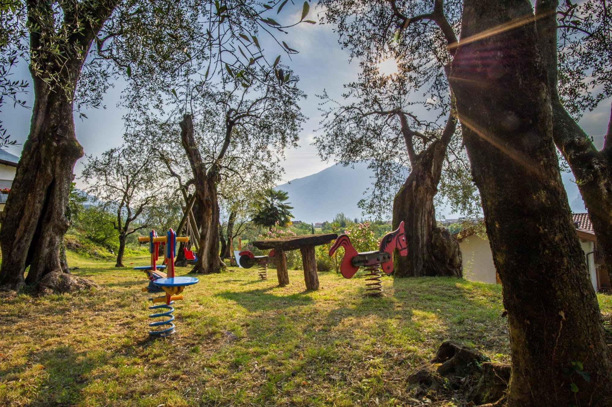 Agritur Eden Marone Villa Riva del Garda Exterior foto