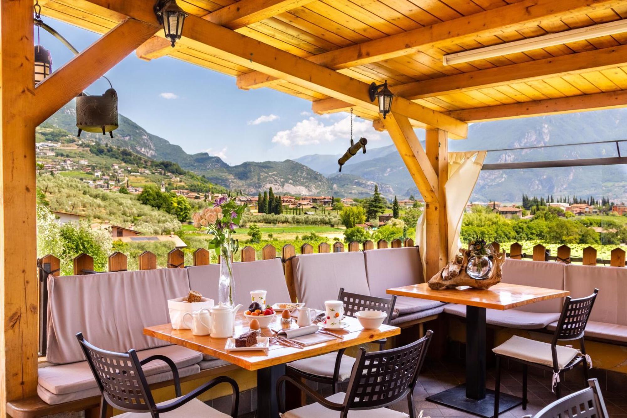 Agritur Eden Marone Villa Riva del Garda Exterior foto